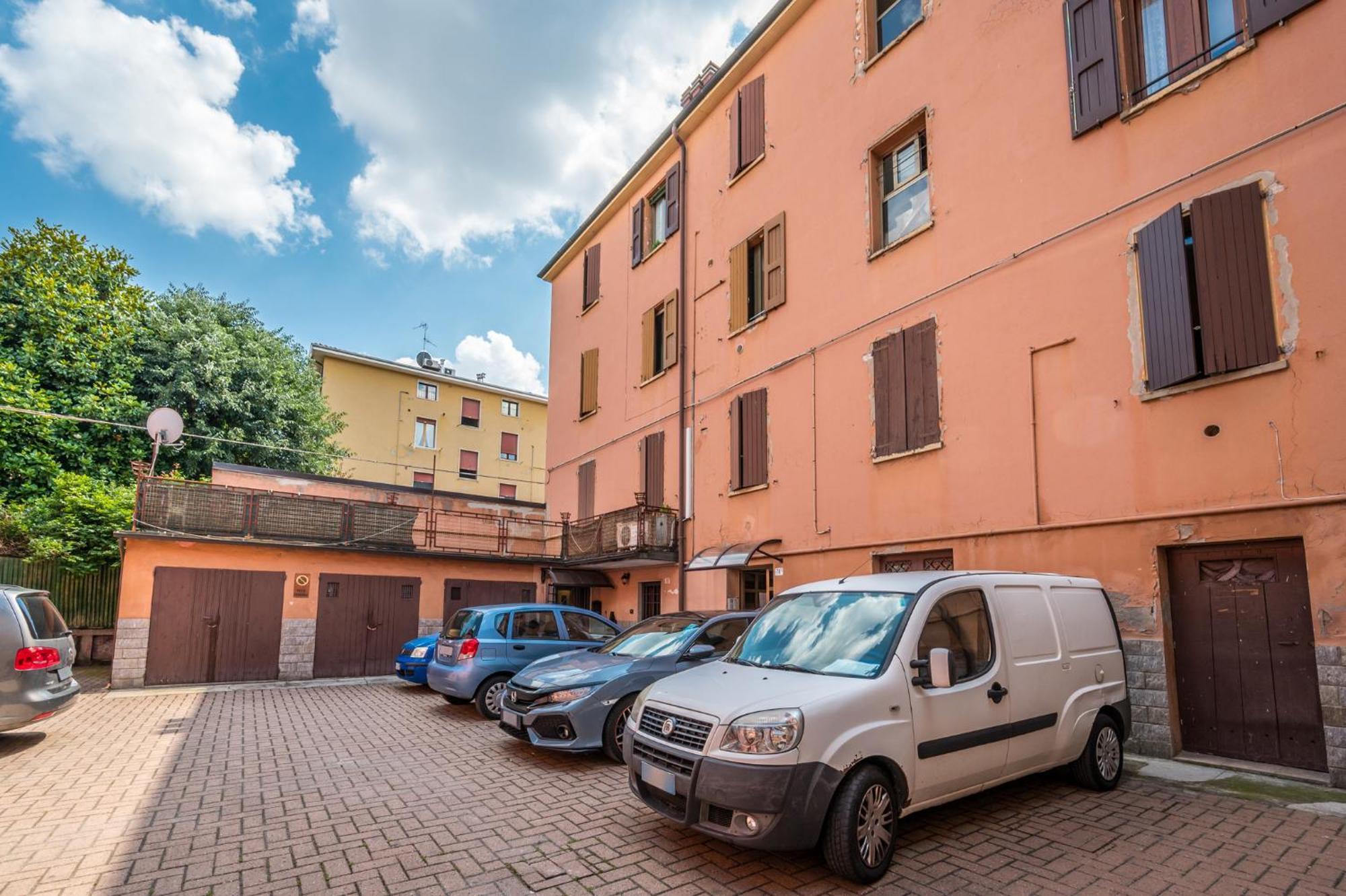 Apartament Modena Al Mulein - 2 Passi Dal Centro Con Parcheggio Zewnętrze zdjęcie