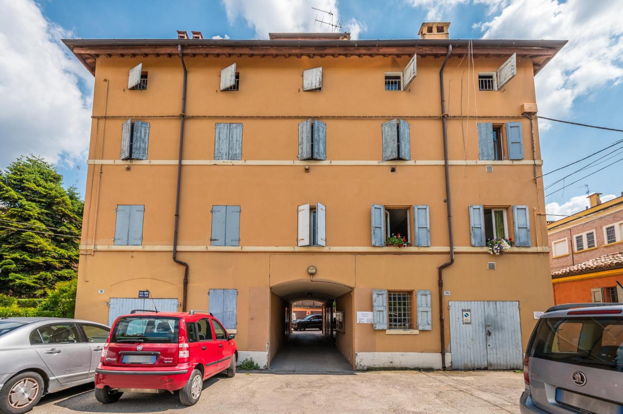 Apartament Modena Al Mulein - 2 Passi Dal Centro Con Parcheggio Zewnętrze zdjęcie